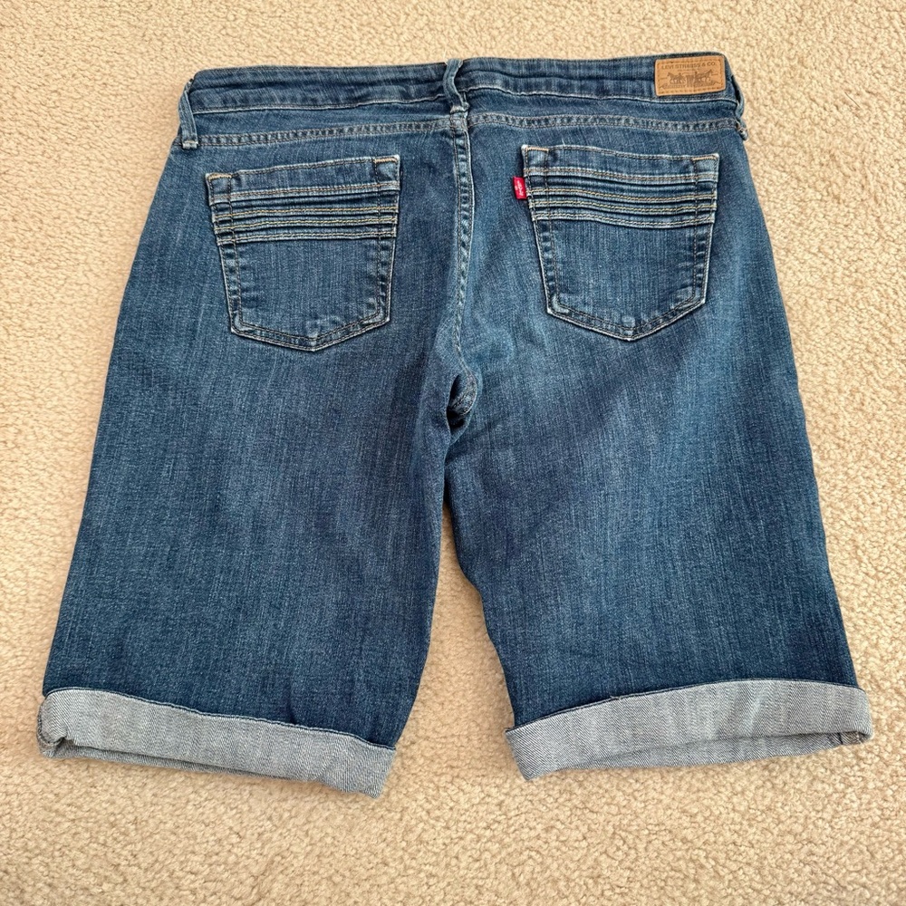 Vintage Y2K 90s Levi’s 545 Denim Jean Shorts 10.5” Inseam Dark Wash Size 8